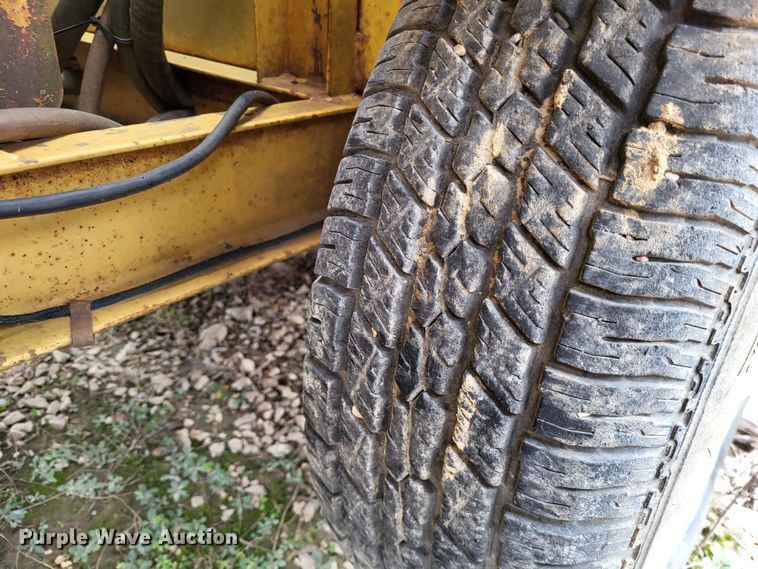 image for item LR9094 2005 Vermeer Ring-O-Matic 550 Jet Vac  vacuum excavator