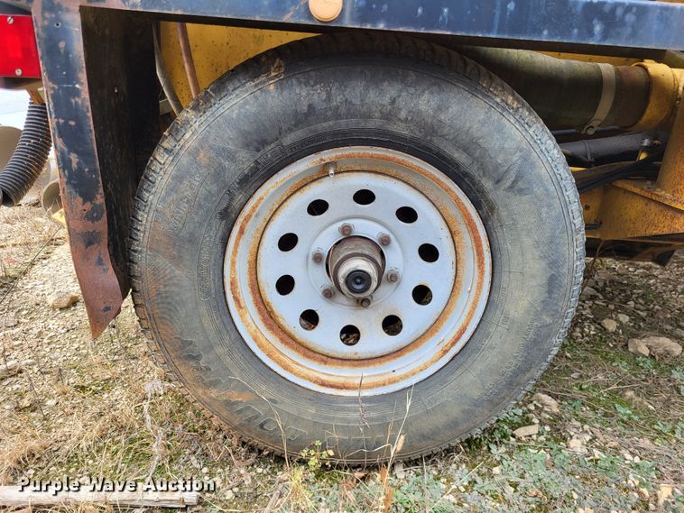 image for item LR9094 2005 Vermeer Ring-O-Matic 550 Jet Vac  vacuum excavator