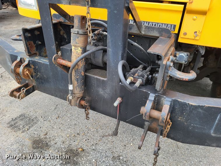 image for item LR9127 2002 International 4900  dump truck