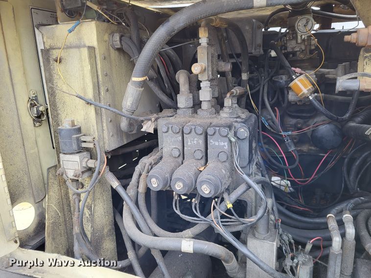 image for item LR9133 1994 JLG 40H  boom lift