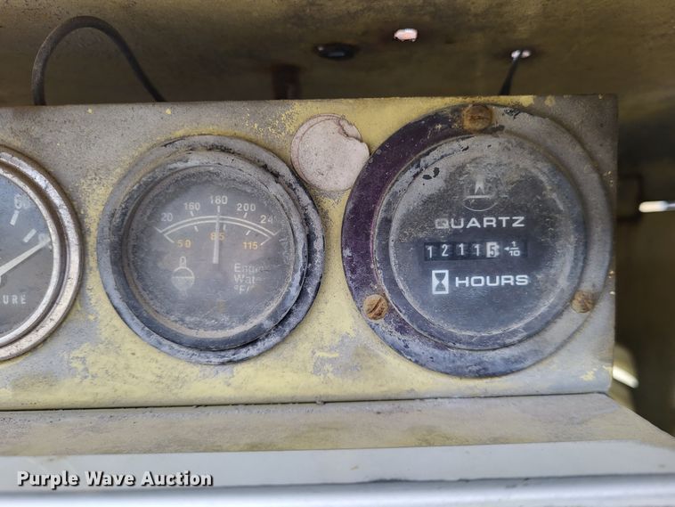 image for item LR9133 1994 JLG 40H  boom lift