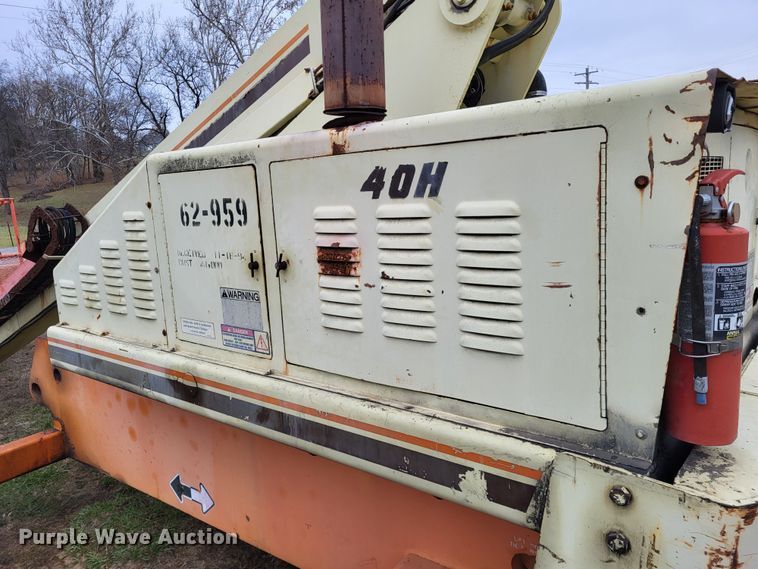 image for item LR9133 1994 JLG 40H  boom lift