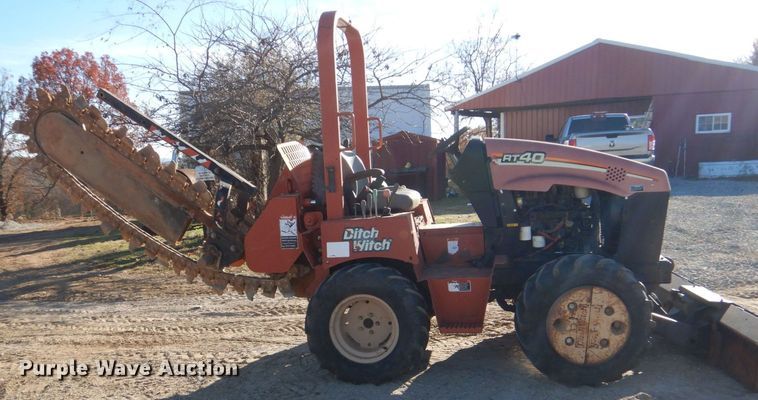 image for item LT9003 2008 Ditch Witch RT40  trencher