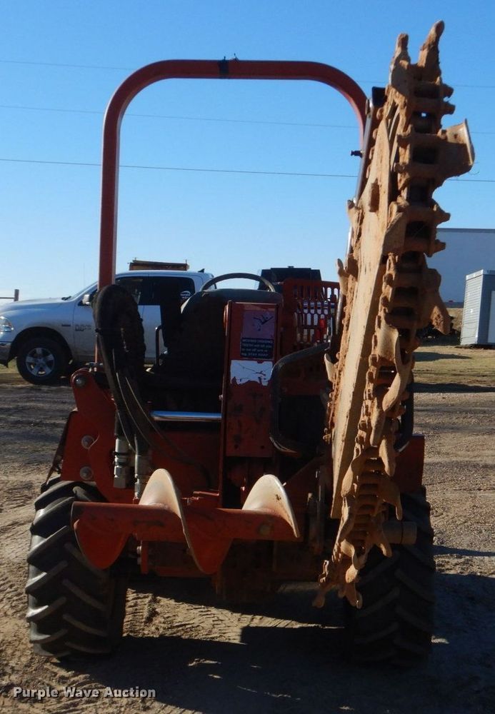 image for item LT9003 2008 Ditch Witch RT40  trencher