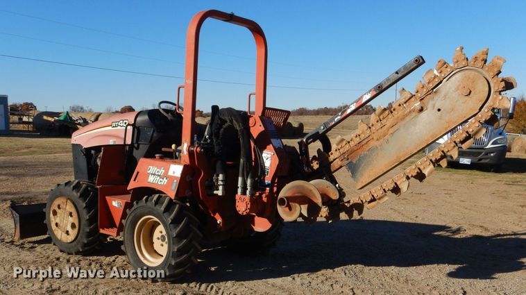 image for item LT9003 2008 Ditch Witch RT40  trencher