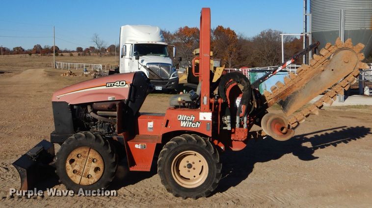 image for item LT9003 2008 Ditch Witch RT40  trencher