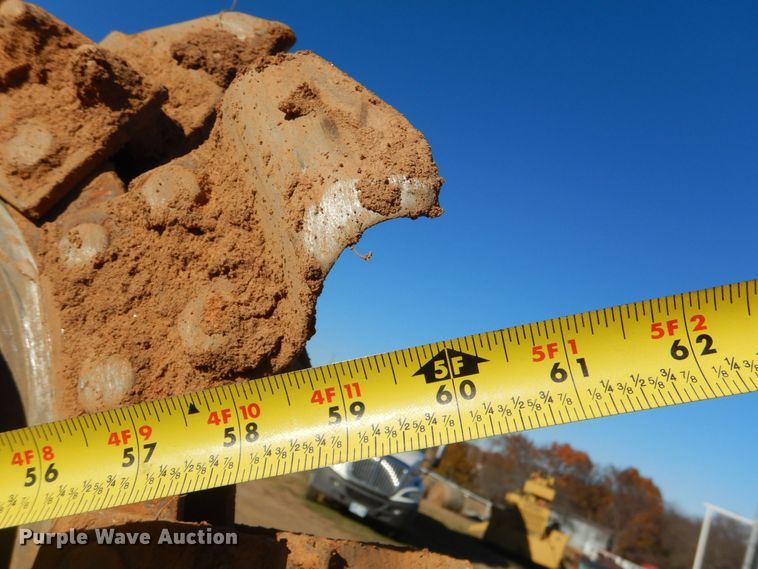 image for item LT9003 2008 Ditch Witch RT40  trencher