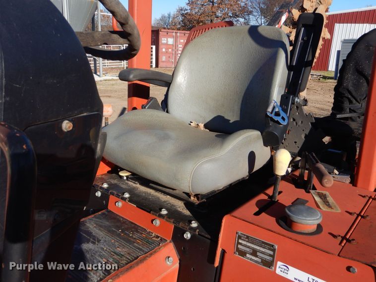 image for item LT9003 2008 Ditch Witch RT40  trencher