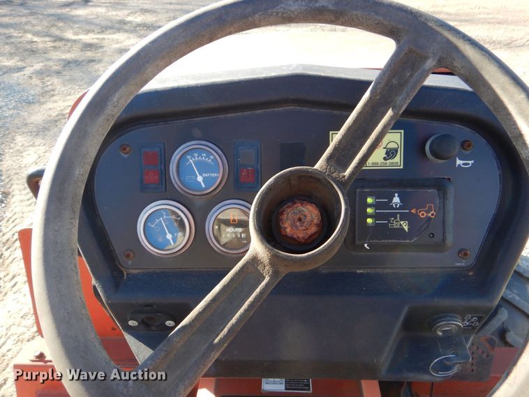 image for item LT9003 2008 Ditch Witch RT40  trencher