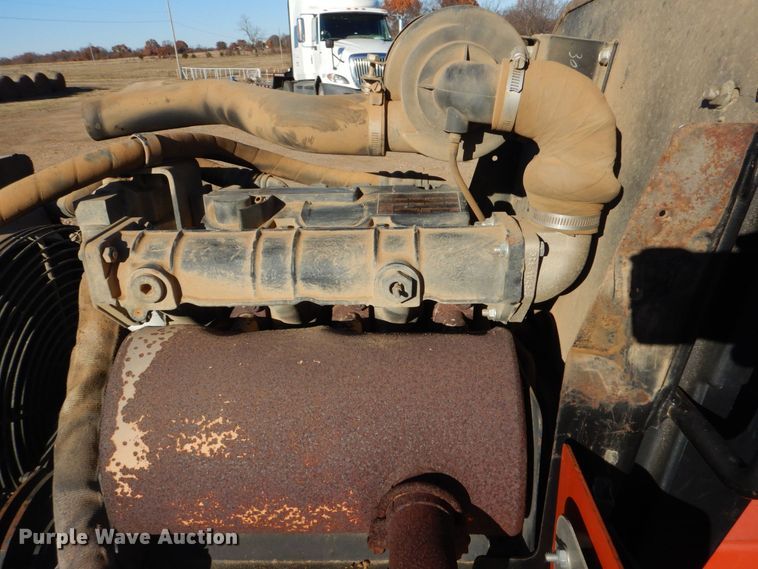 image for item LT9003 2008 Ditch Witch RT40  trencher