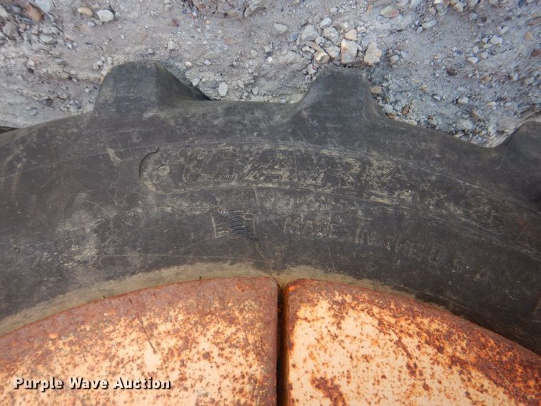 image for item LT9003 2008 Ditch Witch RT40  trencher