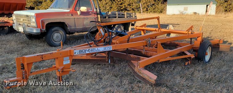 image for item LY9812 Bonnell 272  road maintainer