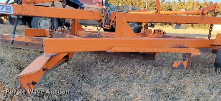 image for item LY9812 Bonnell 272  road maintainer