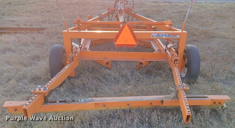 image for item LY9812 Bonnell 272  road maintainer