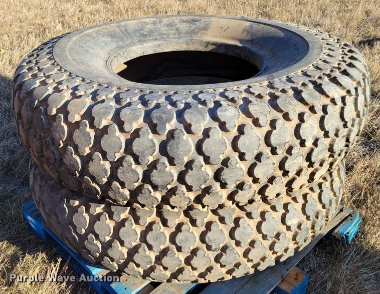 image for item LY9816 (4) tires