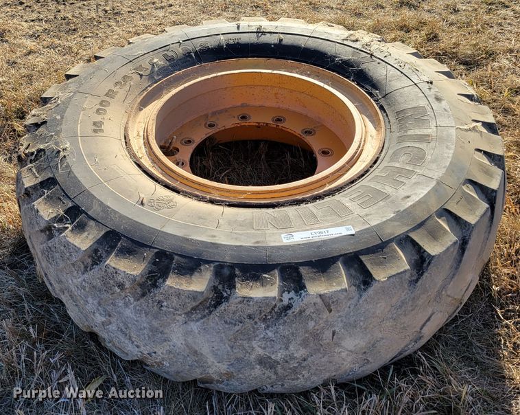 image for item LY9817 14.00R24 tire and wheel