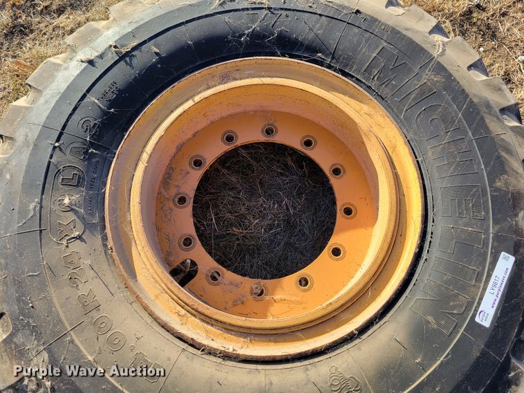 image for item LY9817 14.00R24 tire and wheel