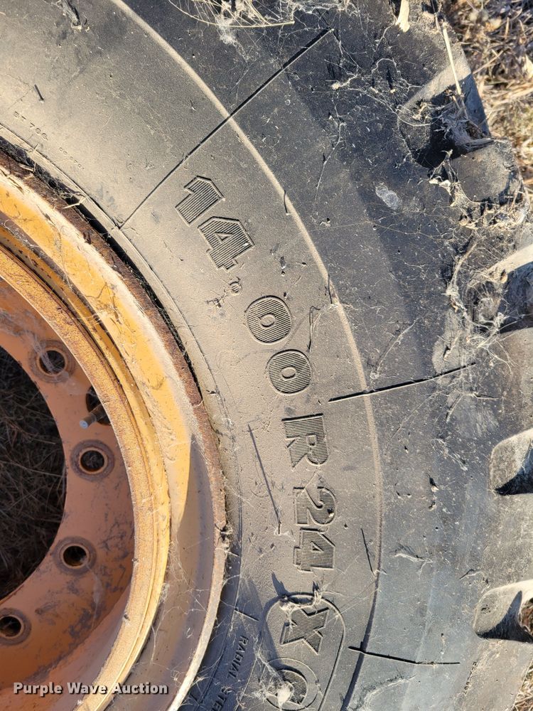 image for item LY9817 14.00R24 tire and wheel