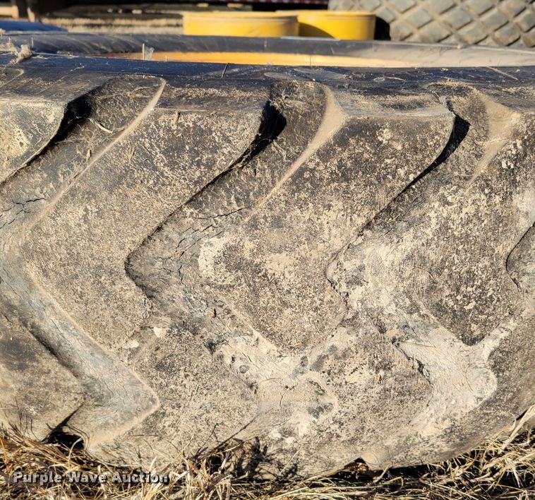 image for item LY9817 14.00R24 tire and wheel