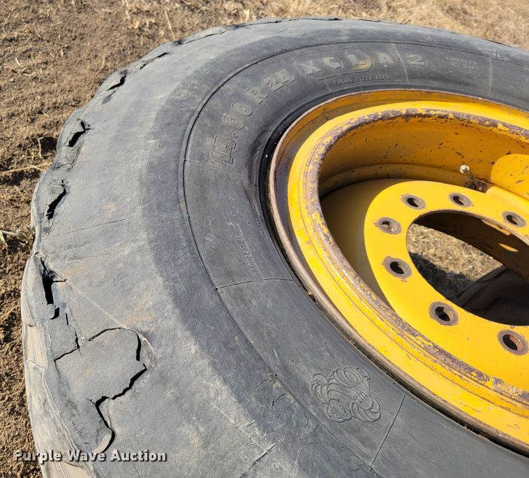 image for item LY9818 Tires and wheels