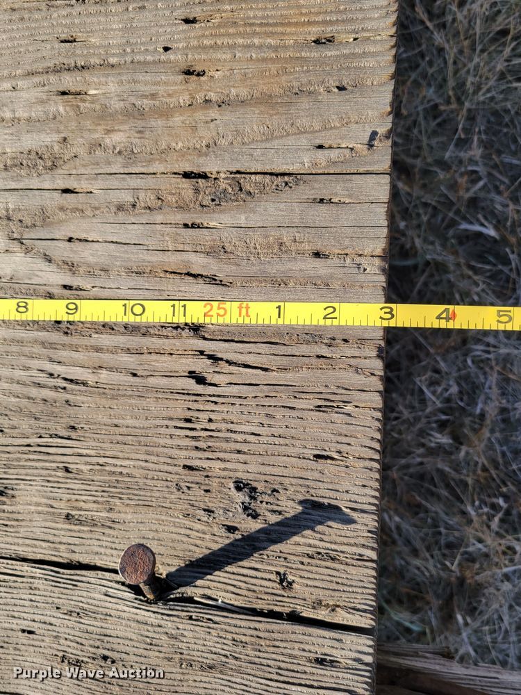 image for item LY9821 (4) bridge timbers