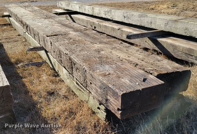 image for item LY9822 (4) bridge timbers