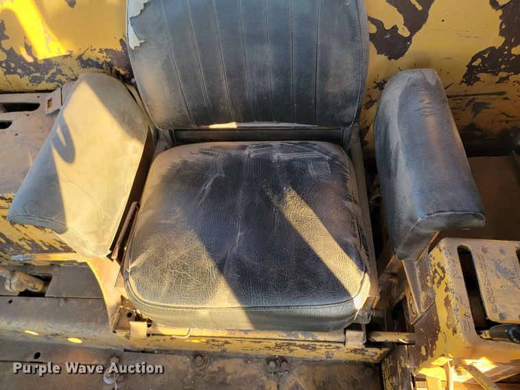 image for item ME9542 1974 Caterpillar D9G  dozer