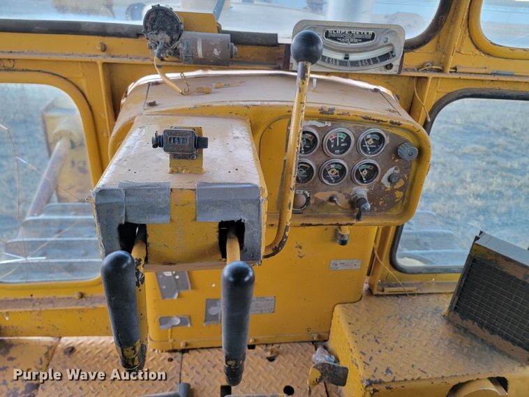 image for item ME9543 1973 Caterpillar D9G  dozer