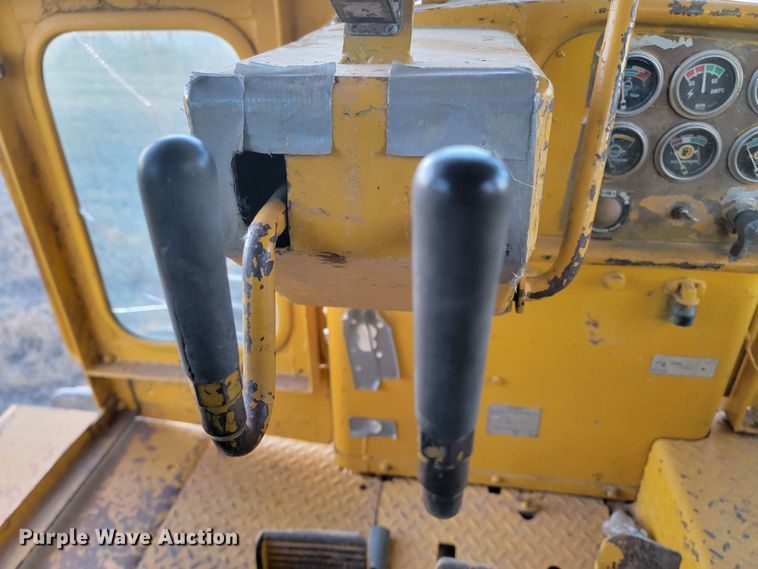 image for item ME9543 1973 Caterpillar D9G  dozer