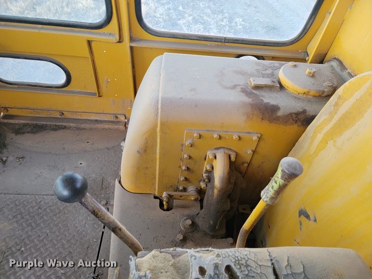 image for item ME9544 1966 Caterpillar D8H  dozer