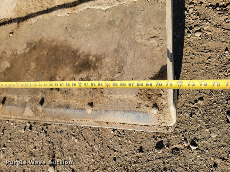 image for item ME9547 2018 Case SR210  skid steer loader