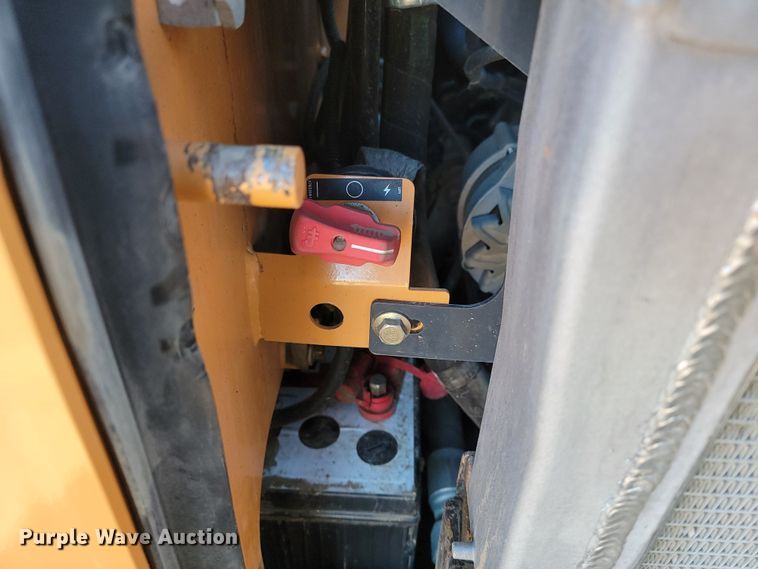 image for item ME9547 2018 Case SR210  skid steer loader