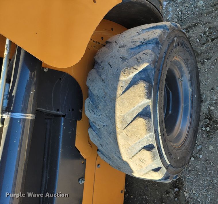 image for item ME9547 2018 Case SR210  skid steer loader