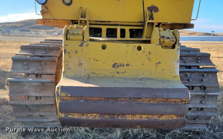 image for item ME9556 1969 Caterpillar D9G  crawler tractor