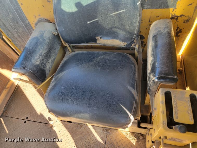 image for item ME9556 1969 Caterpillar D9G  crawler tractor