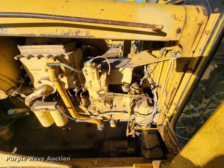 image for item ME9556 1969 Caterpillar D9G  crawler tractor