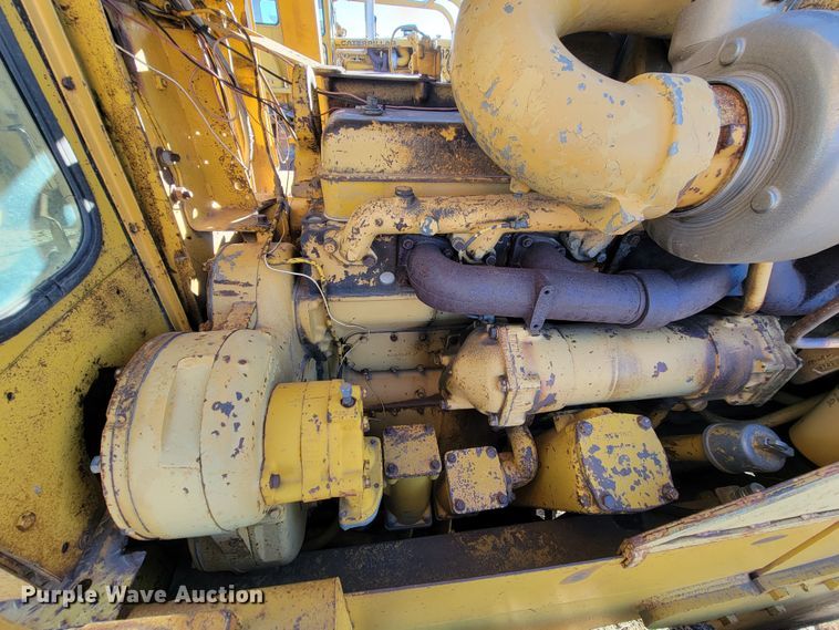 image for item ME9556 1969 Caterpillar D9G  crawler tractor