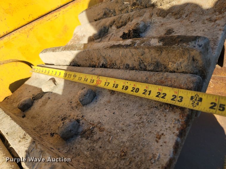 image for item ME9556 1969 Caterpillar D9G  crawler tractor