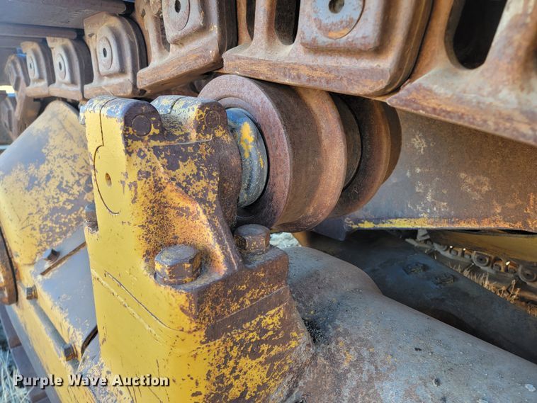 image for item ME9556 1969 Caterpillar D9G  crawler tractor