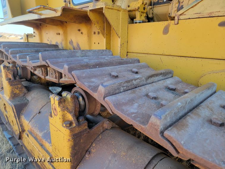 image for item ME9556 1969 Caterpillar D9G  crawler tractor