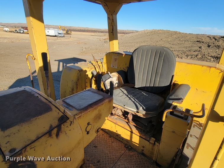 image for item ME9557 1967 Caterpillar D8H  dozer