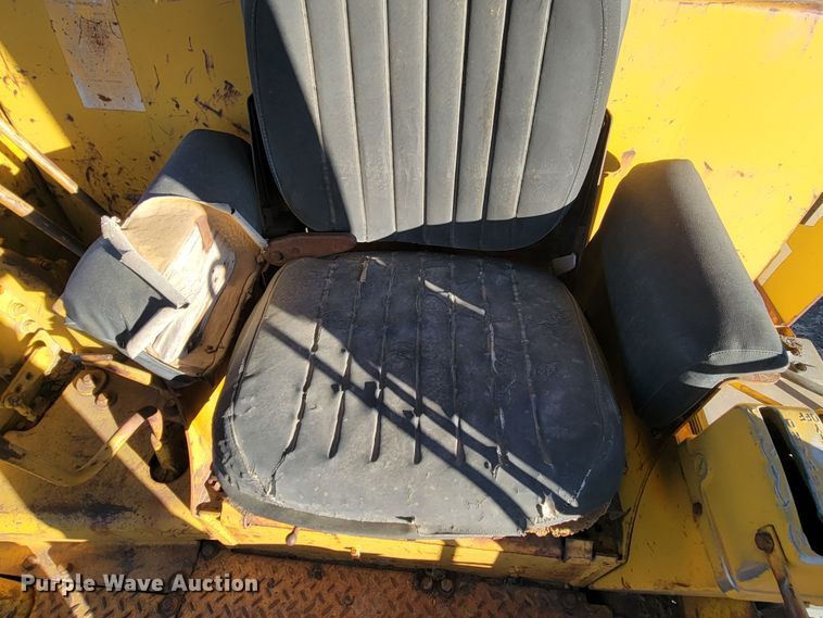 image for item ME9557 1967 Caterpillar D8H  dozer