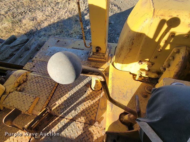 image for item ME9557 1967 Caterpillar D8H  dozer