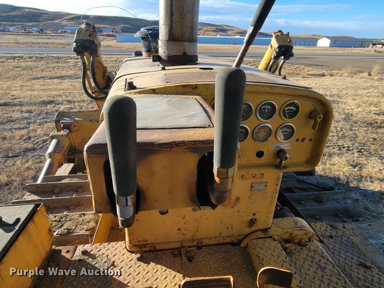 image for item ME9557 1967 Caterpillar D8H  dozer