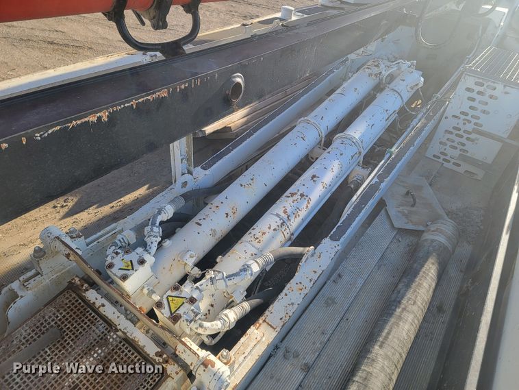 image for item ME9573 2008 Mack MRU concrete pump truck