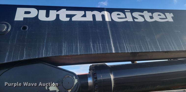 image for item ME9573 2008 Mack MRU concrete pump truck