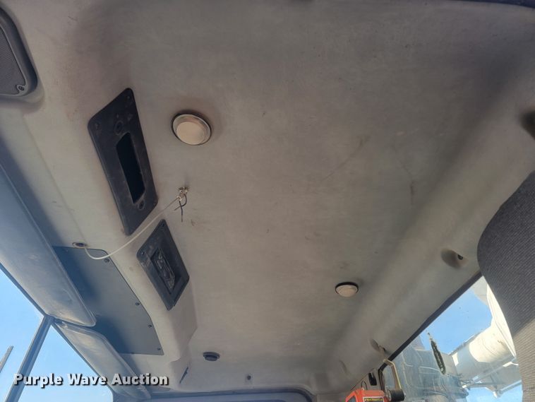 image for item ME9573 2008 Mack MRU concrete pump truck