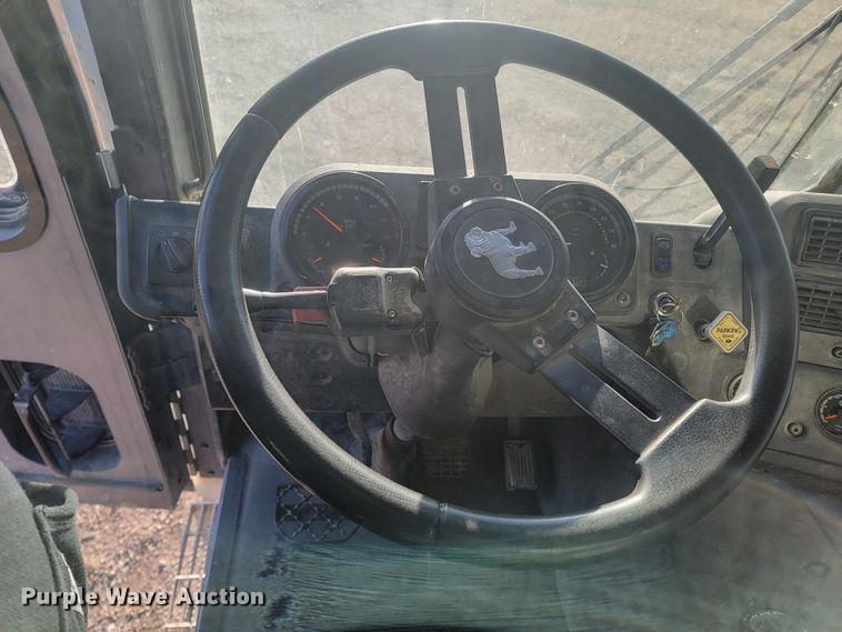 image for item ME9573 2008 Mack MRU concrete pump truck