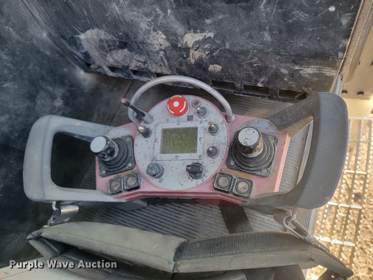 image for item ME9573 2008 Mack MRU concrete pump truck