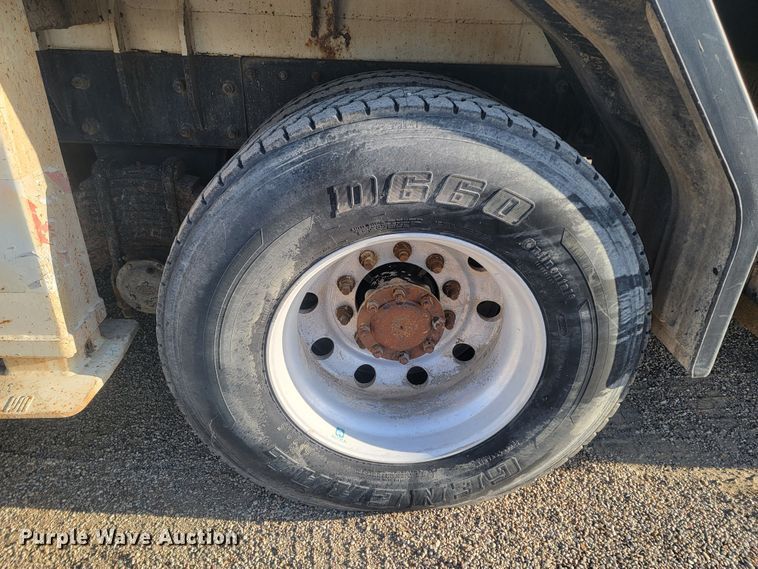 image for item ME9573 2008 Mack MRU concrete pump truck